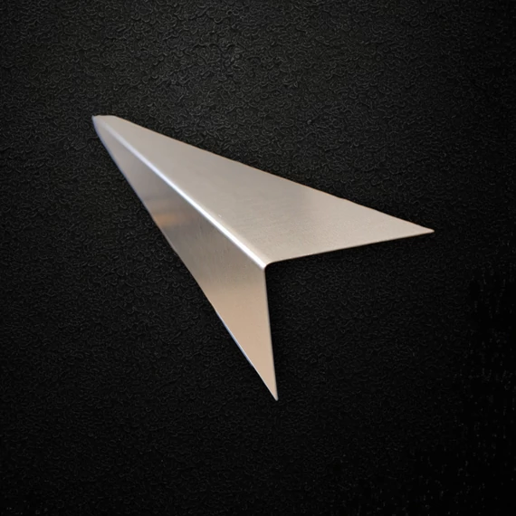 Horganyzott bádog sarok profil Ktsz.: 100 mm